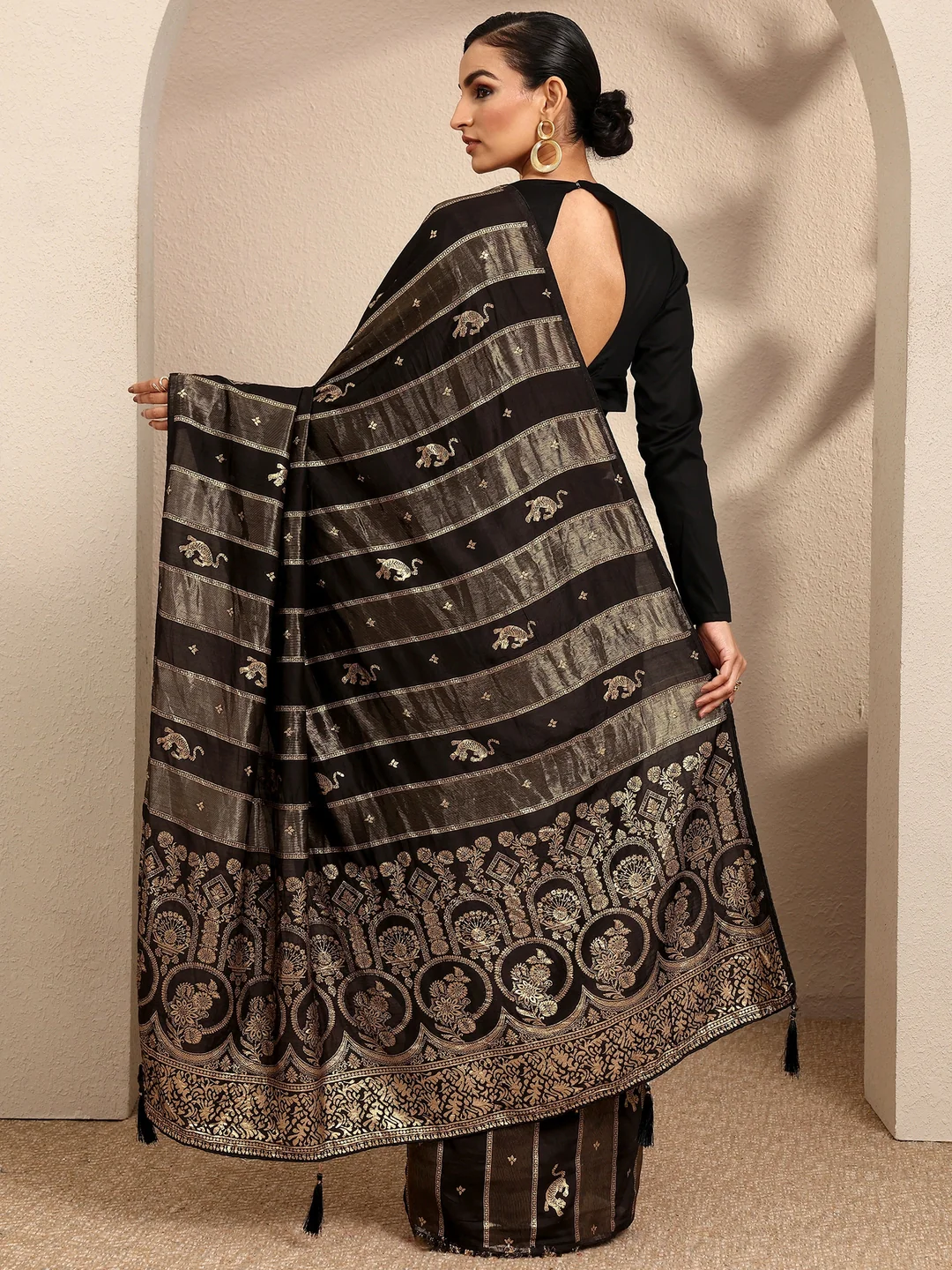 Libas Black Woven Design Banarsi Silk Blend Saree With Unstitched Blouse Piece